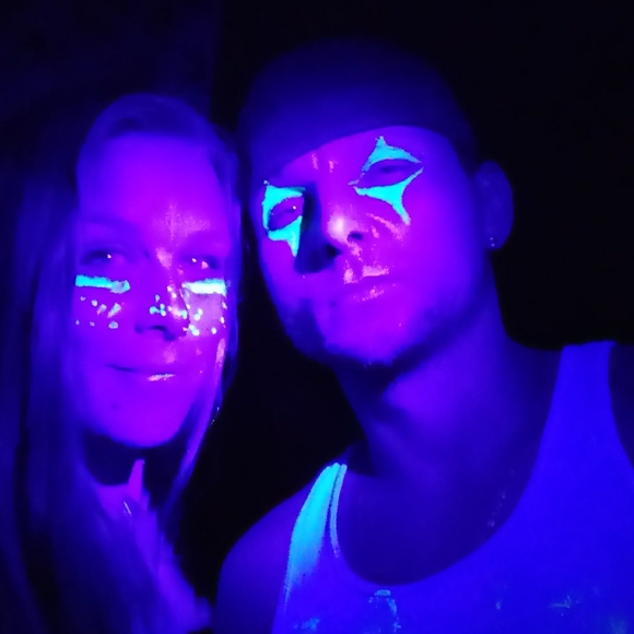 Meet your Posher, Lindsey - Picture 1 of 1